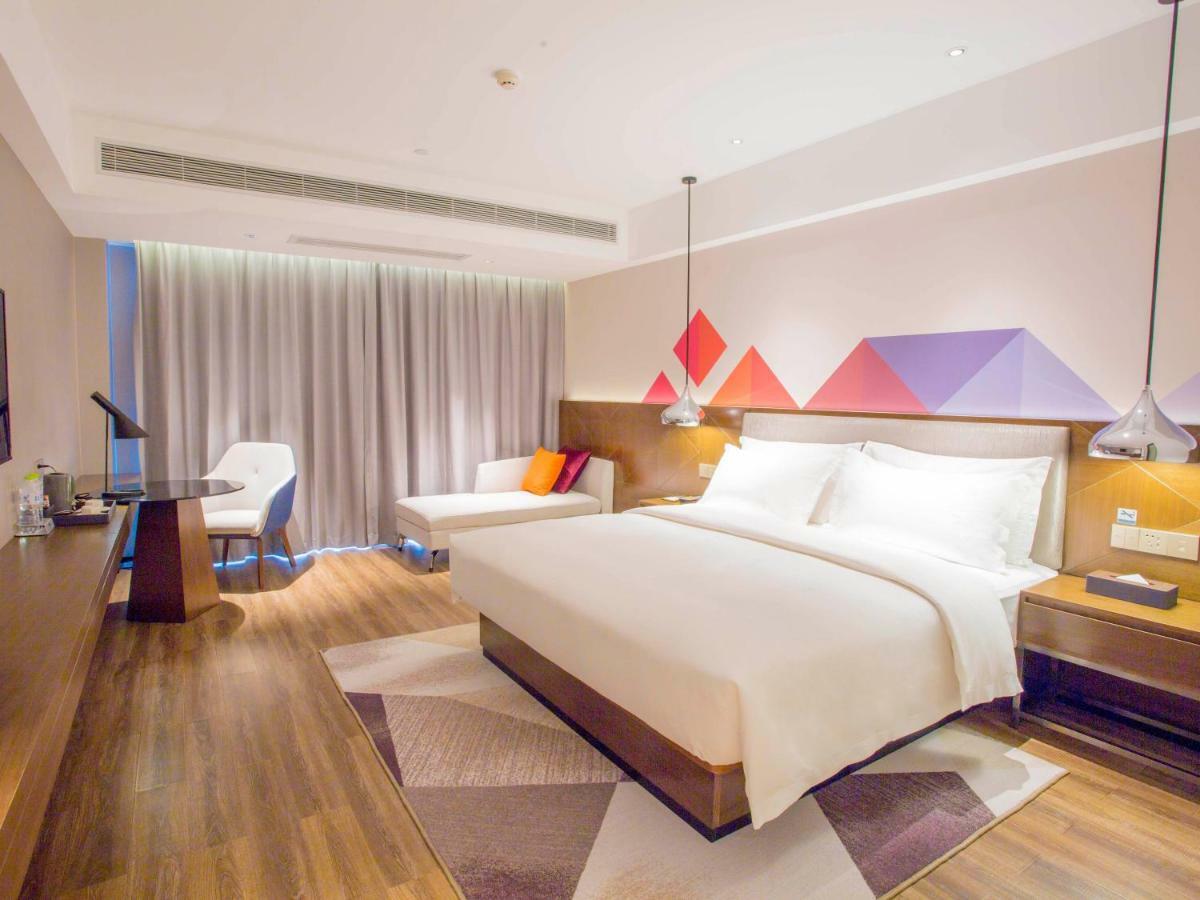 Borrman Hotel Nanning Railway Station Branch Buitenkant foto